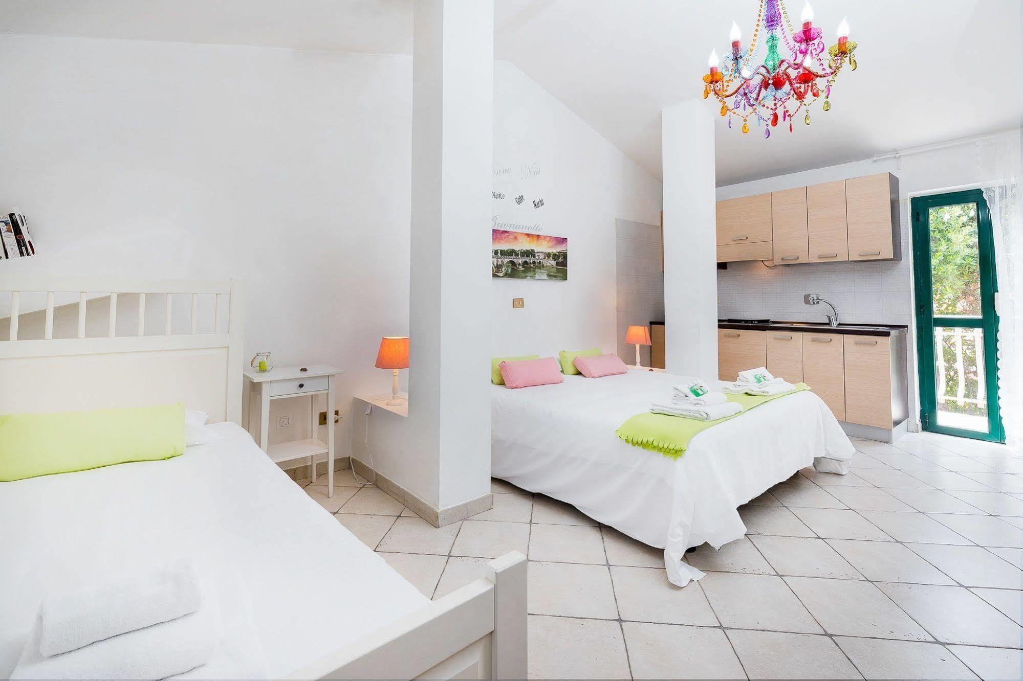 Hotel La Villetta Fiumicino Bagian luar foto